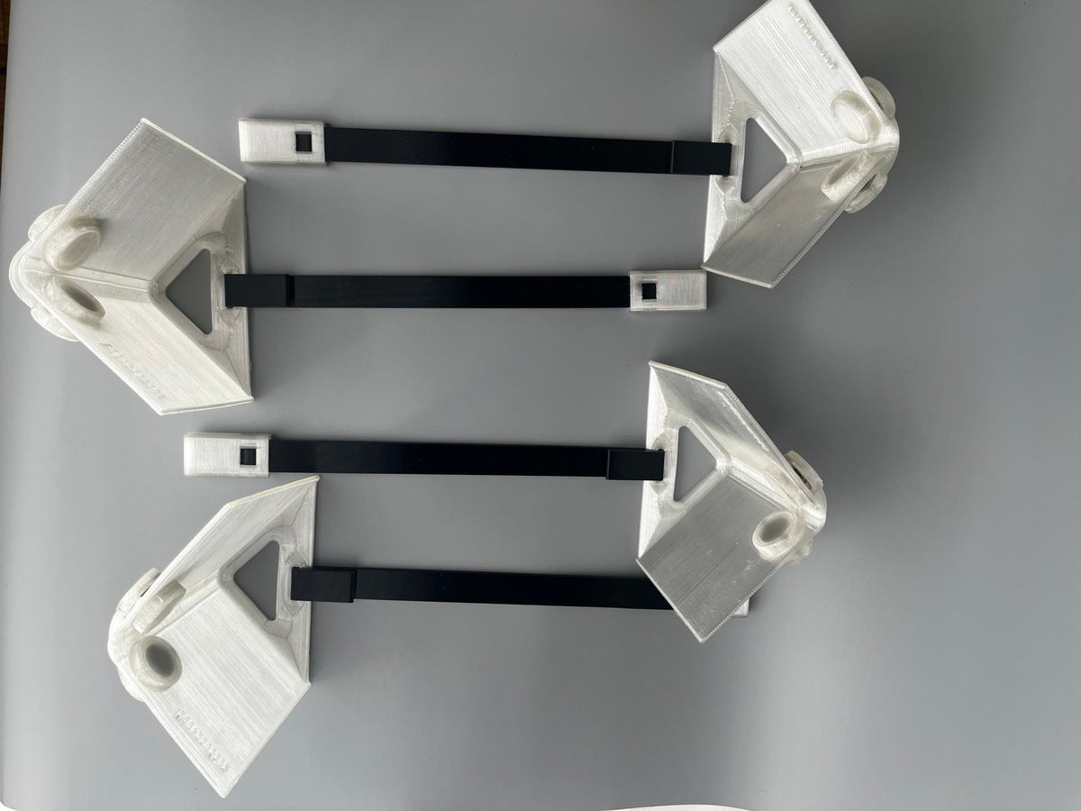 Magnetic Bed Sheet Holders - By Inonim