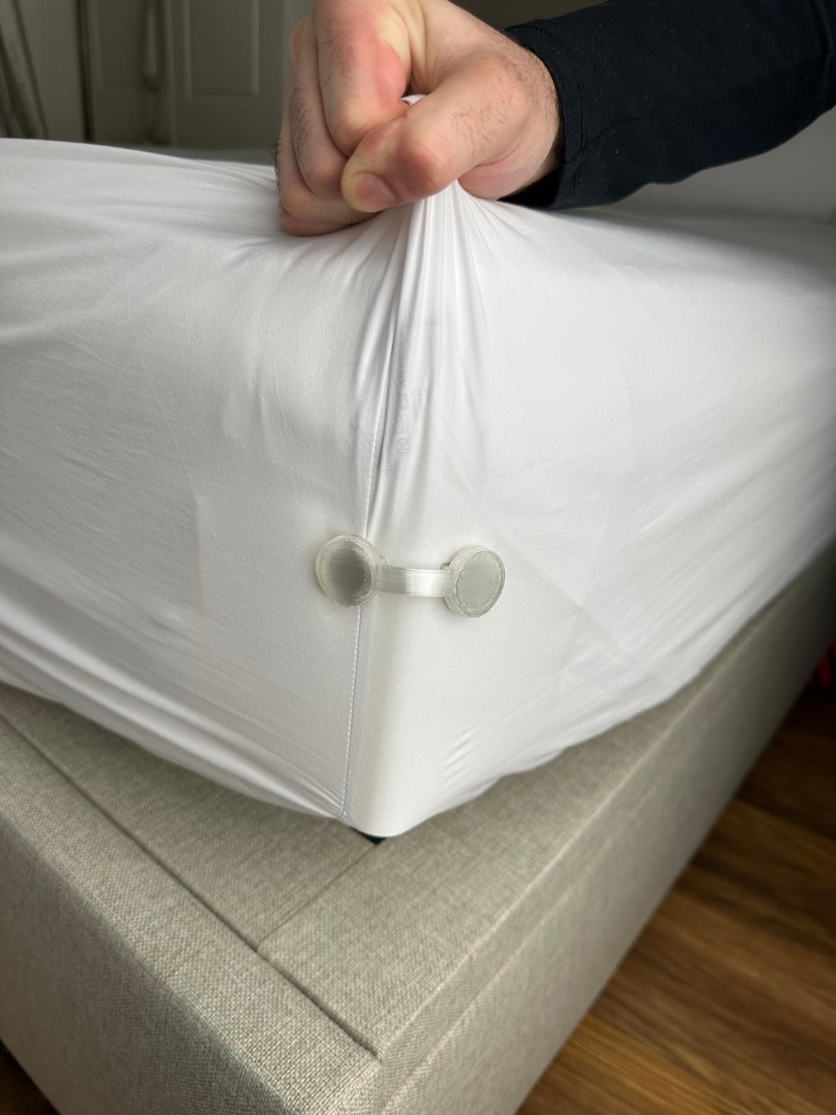 Magnetic Bed Sheet Holders - By Inonim